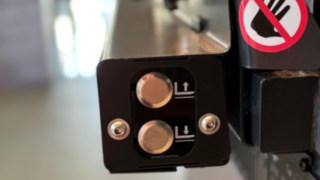 Side lift buttons make order picking easier