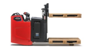 Linde MH D10 FP modelinin hız optimizasyonu istifleyicinin performansını artırır.