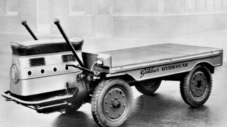 Linde MH’in ilk ürünü ürüntaşıma araçlarından biri olan Hydrocar